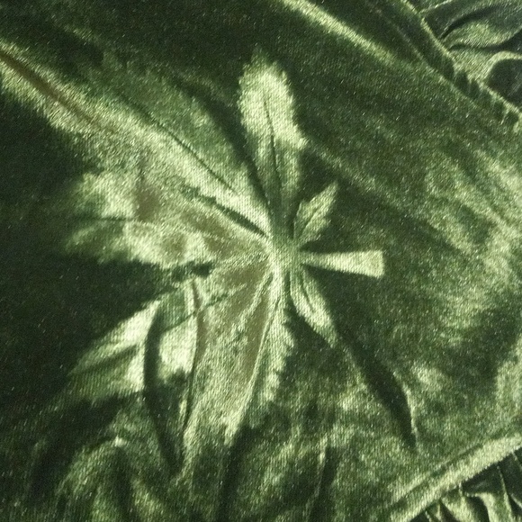 Beautiful Plus Size Solstice Intimates Green Velvet Weed Shorts - Picture 3 of 7